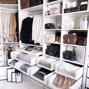 Meet your Posher, Haute habit